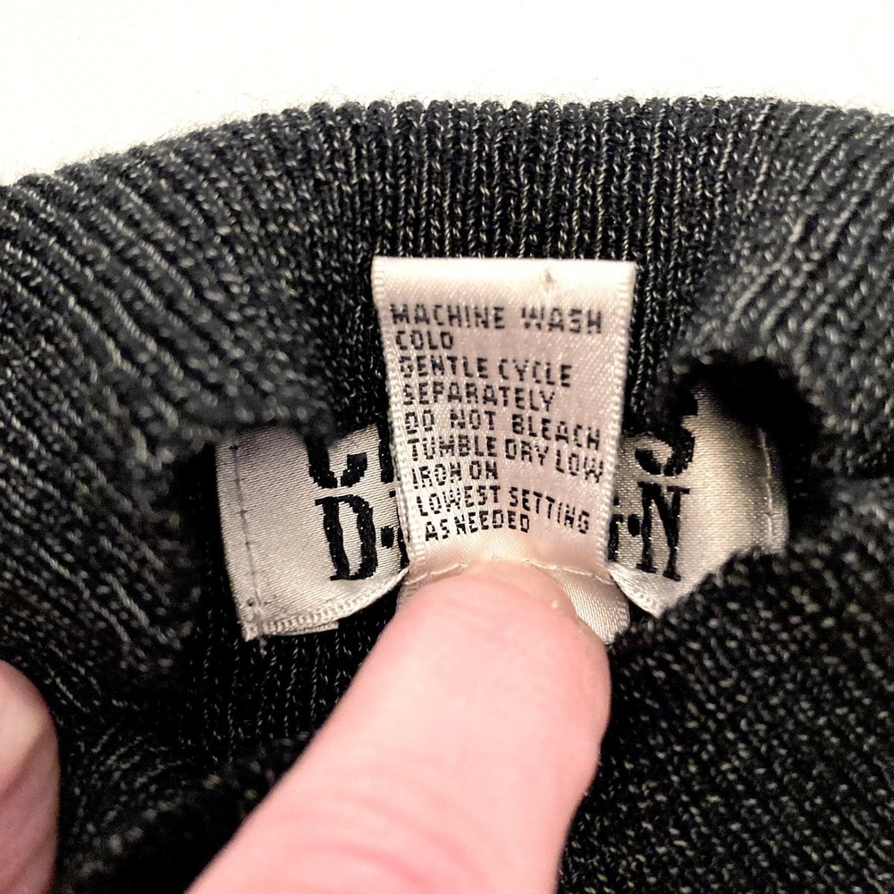 Chico's Design Mock Neck‎ Sleeveless Sweater Womens Large Brand Sz 2 Black Knit - Picture 4 of 6